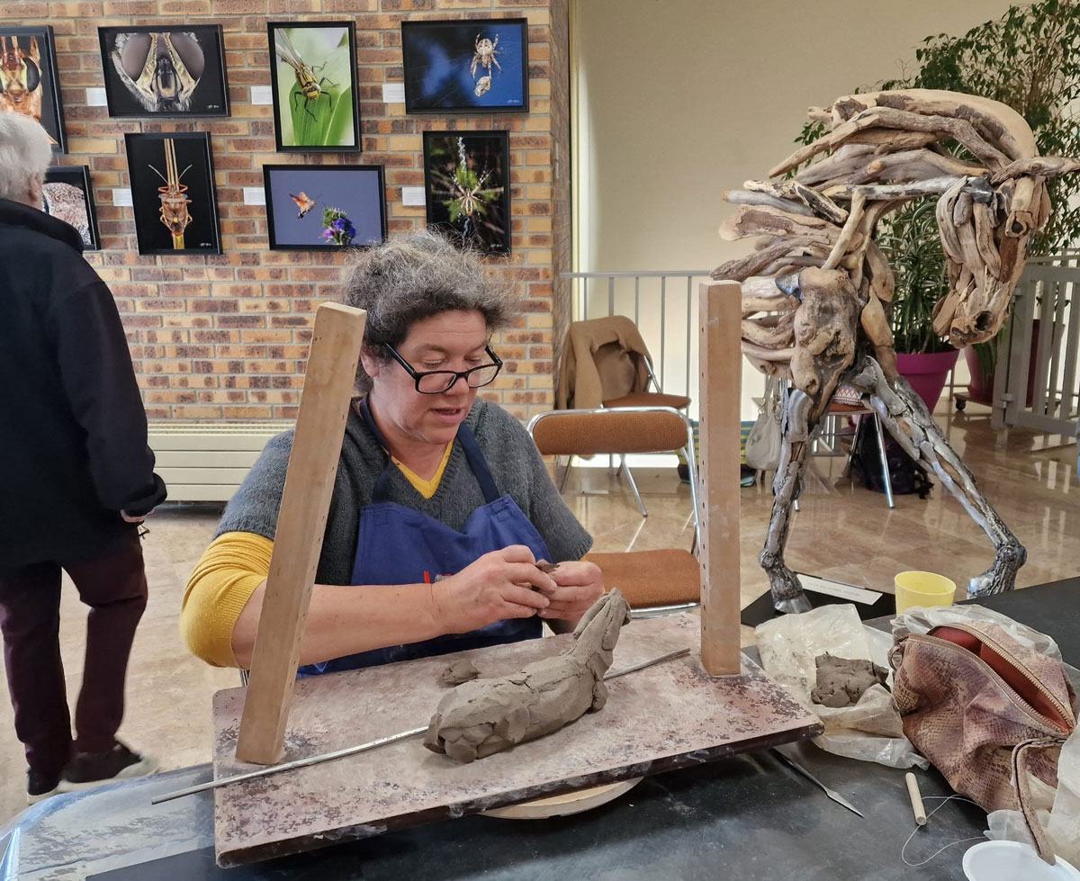 demonstration sculpture sophie martin biennale art animalier point du jour
